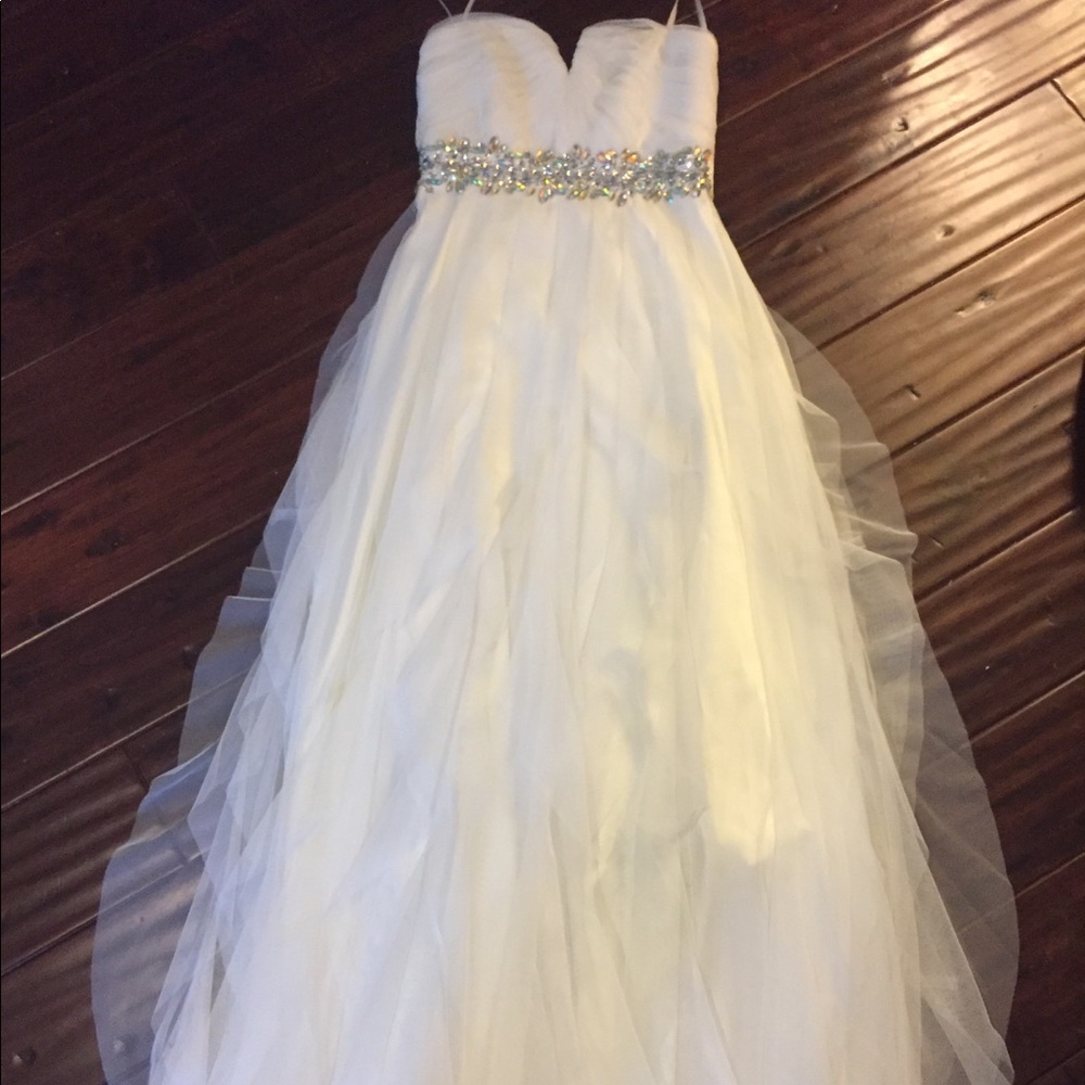 Vintage Strapless White Prom Dress w